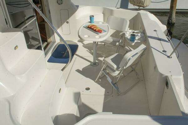 Sea Ray 44 Sedan Bridge Yacht For Sale