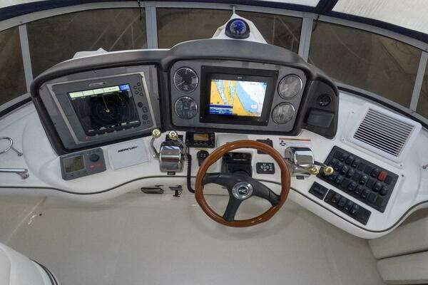 Sea Ray 44 Sedan Bridge Yacht For Sale