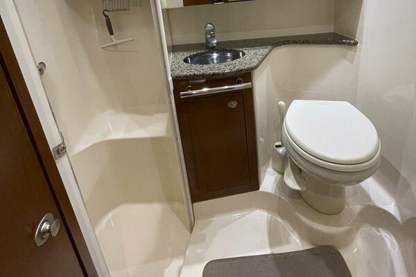 Still Waters 44ft Sea Ray Yacht For Sale