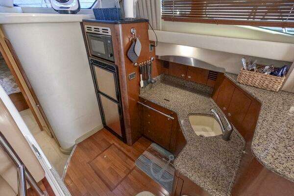 Sea Ray 44 Sedan Bridge Yacht For Sale