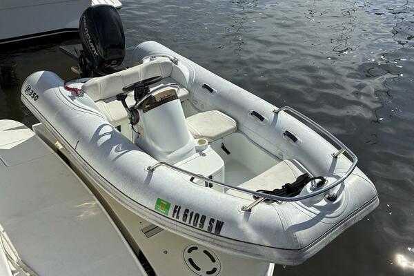 Still Waters 44ft Sea Ray Yacht For Sale