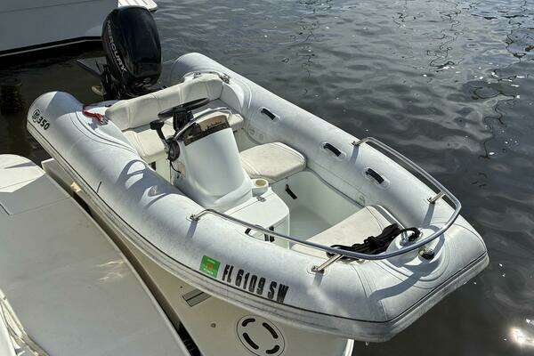 Sea Ray 44 Sedan Bridge Yacht For Sale