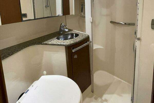 Sea Ray 44 Sedan Bridge Yacht For Sale