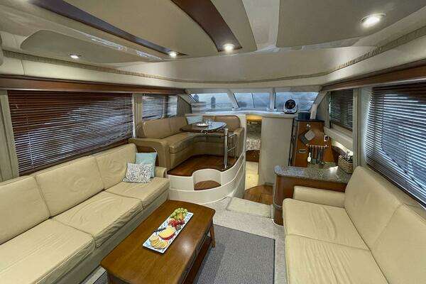 Sea Ray 44 Sedan Bridge Yacht For Sale