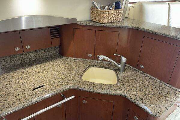 Sea Ray 44 Sedan Bridge Yacht For Sale