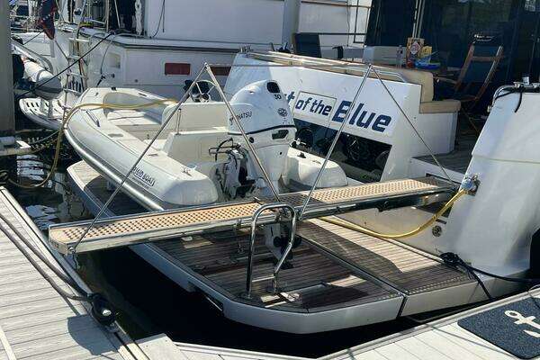 Sundeck Yachts 580 Sport Yacht For Sale