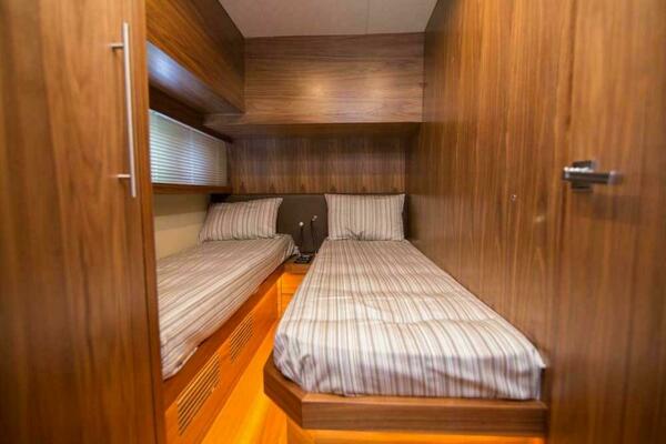 BRIGANTE 58ft Sundeck Yachts Yacht For Sale