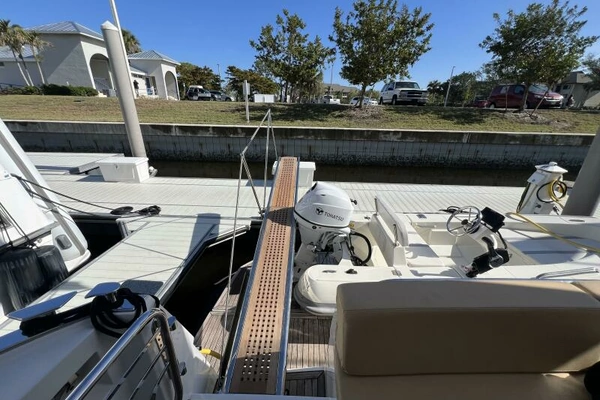 2019 Sundeck Yachts 58