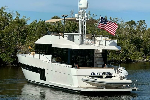 2019 Sundeck Yachts 58