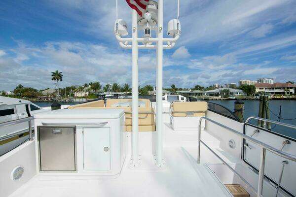 Sundeck Yachts 580 Sport Yacht For Sale