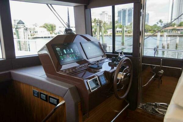 BRIGANTE 58ft Sundeck Yachts Yacht For Sale