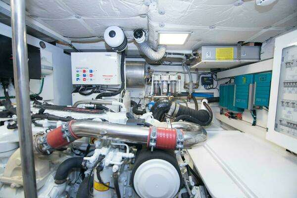 Sundeck Yachts 580 Sport Yacht For Sale