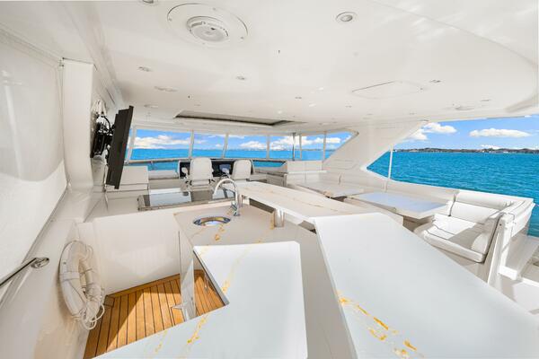 Relentless 83ft Ocean Alexander Yacht For Sale