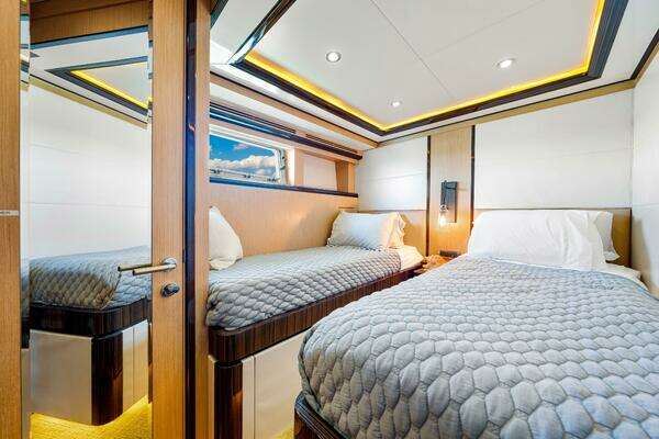 Ocean Alexander 83 Motor Yacht Yacht For Sale