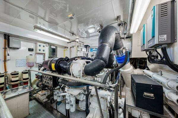 Ocean Alexander 83 Motor Yacht Yacht For Sale