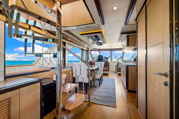 Relentless 83ft Ocean Alexander Yacht For Sale