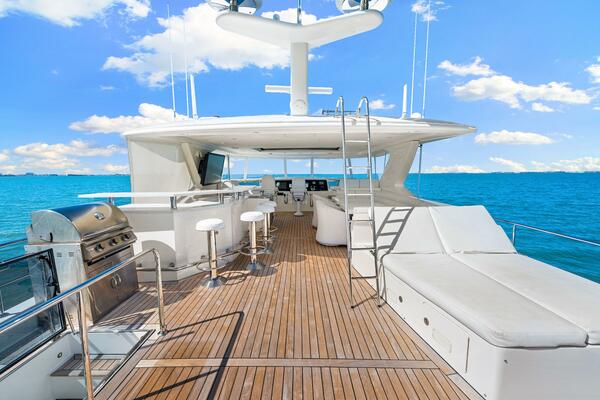 Relentless 83ft Ocean Alexander Yacht For Sale