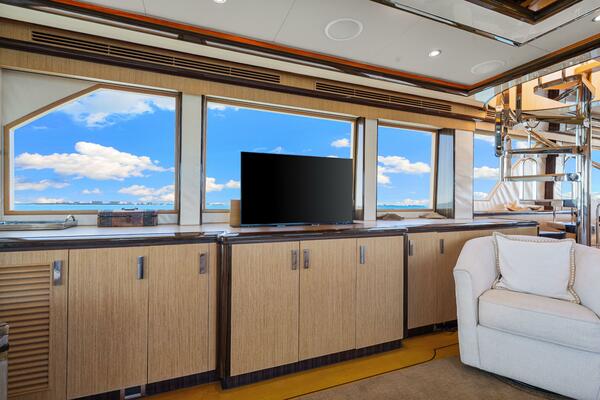 Relentless 83ft Ocean Alexander Yacht For Sale