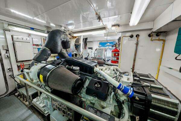 Ocean Alexander 83 Motor Yacht Yacht For Sale