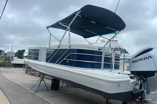 Seananigans  23ft Hurricane Yacht For Sale