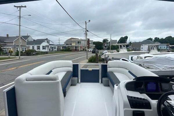 Seananigans  23ft Hurricane Yacht For Sale