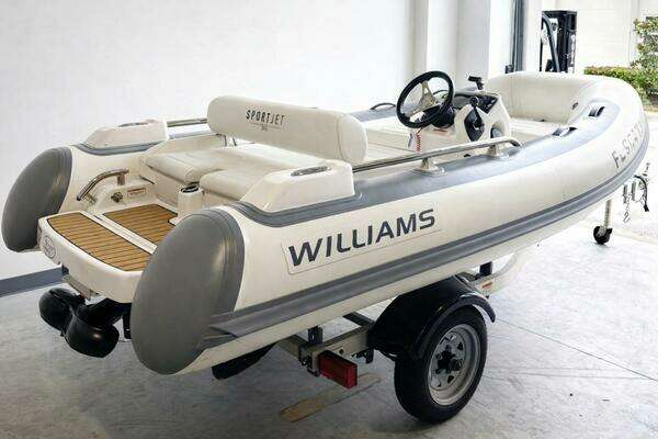 Photo of the 2022 Williams Jet Tenders 345 Sport Jet