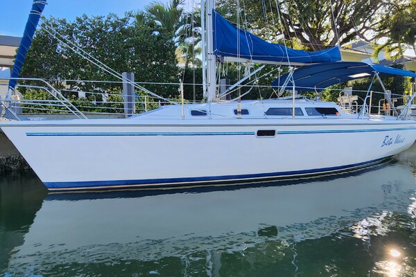 Beta Wave  32ft Catalina Yacht For Sale