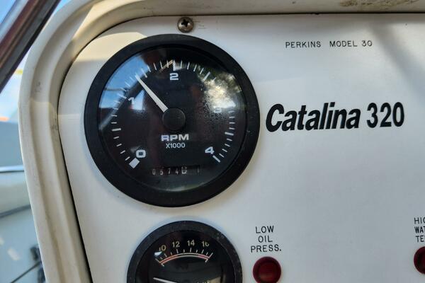 Beta Wave  32ft Catalina Yacht For Sale
