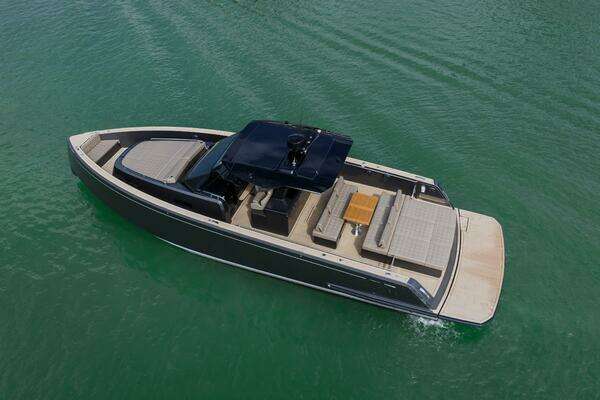 Pardo Yachts 43 Yacht For Sale