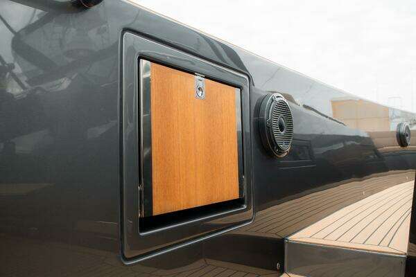 Pardo Yachts 43 Yacht For Sale