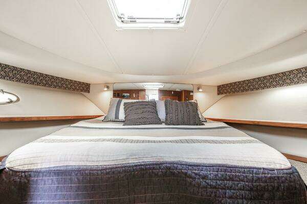 2002 Tiara Yachts 35