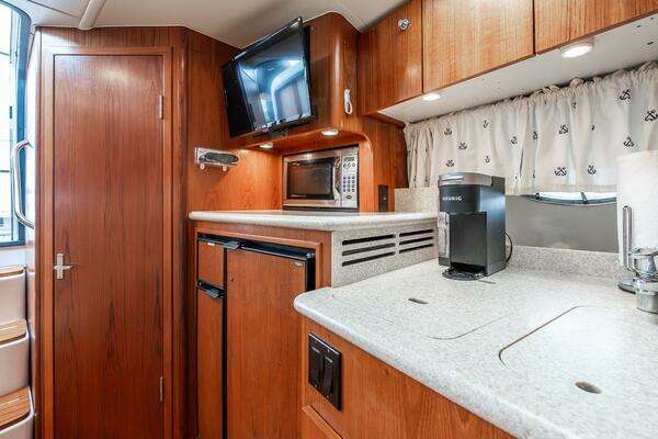 2002 Tiara Yachts 35