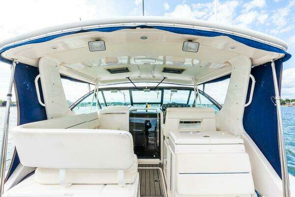 2002 Tiara Yachts 35