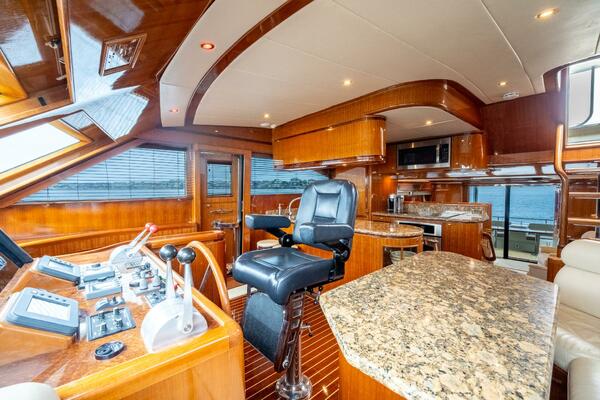 WHILE AWAY III 63ft Hampton Yacht For Sale
