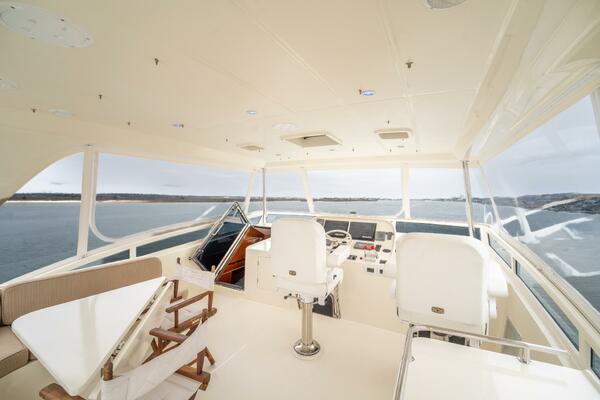 WHILE AWAY III 63ft Hampton Yacht For Sale