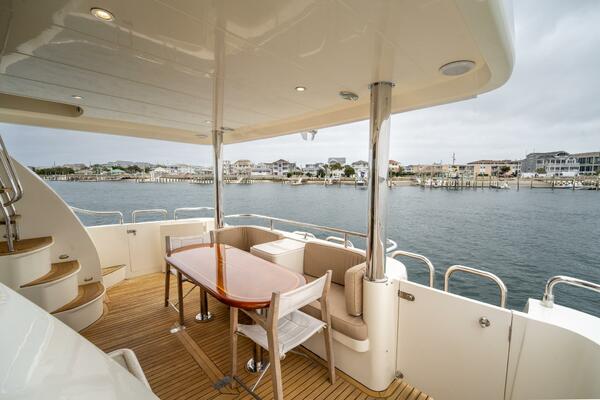 WHILE AWAY III 63ft Hampton Yacht For Sale