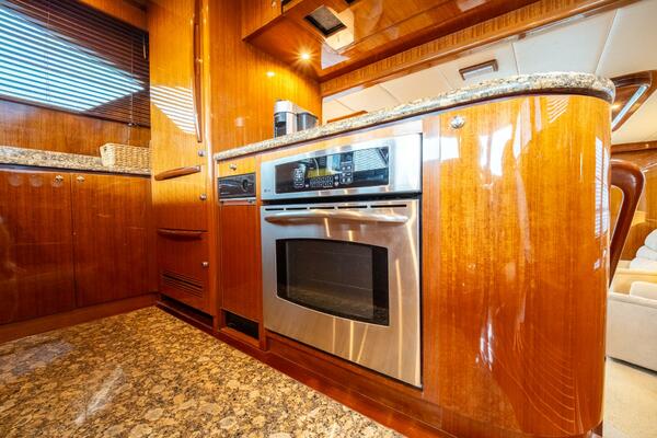 WHILE AWAY III 63ft Hampton Yacht For Sale