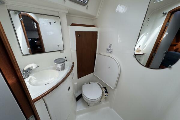 Layla 46ft Beneteau Yacht For Sale