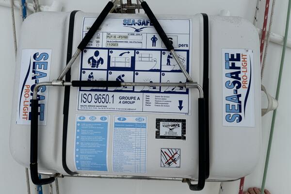 Layla 46ft Beneteau Yacht For Sale