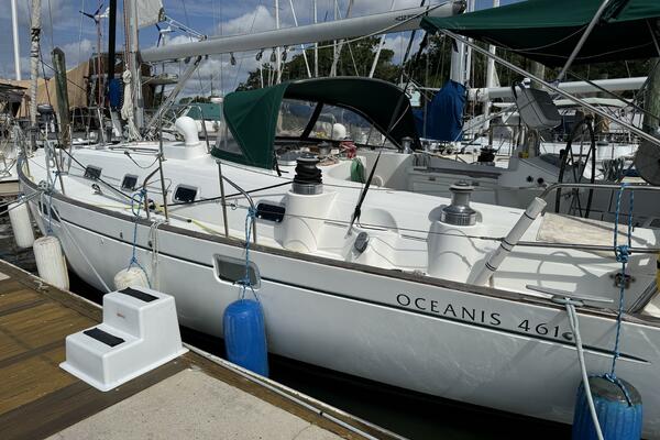 Layla 46ft Beneteau Yacht For Sale