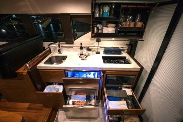 Tiara 44 NO AGENDA -  Galley Drawers