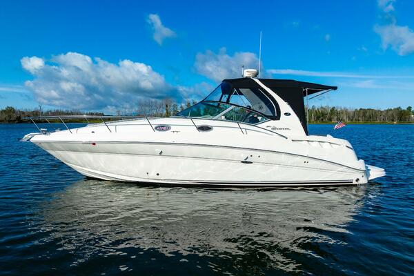 32ft Sea Ray Yacht For Sale