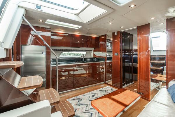 47ft Sea Ray Yacht For Sale