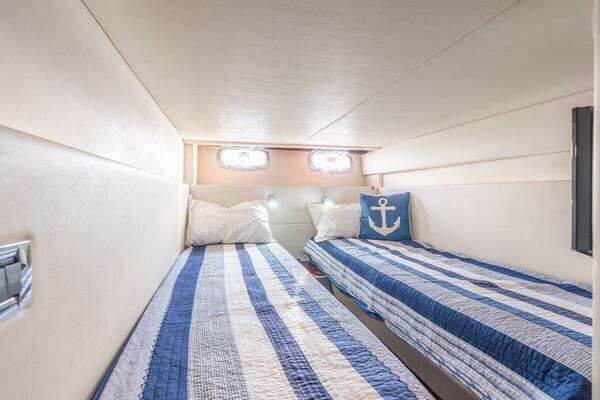 Sea Ray 47 Sundancer Yacht For Sale