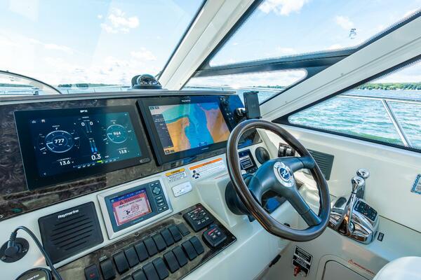 47ft Sea Ray Yacht For Sale