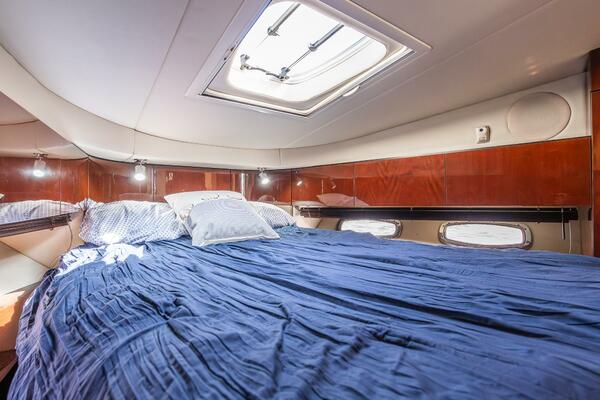 47ft Sea Ray Yacht For Sale
