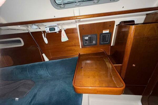 Theresa 28ft Beneteau Yacht For Sale