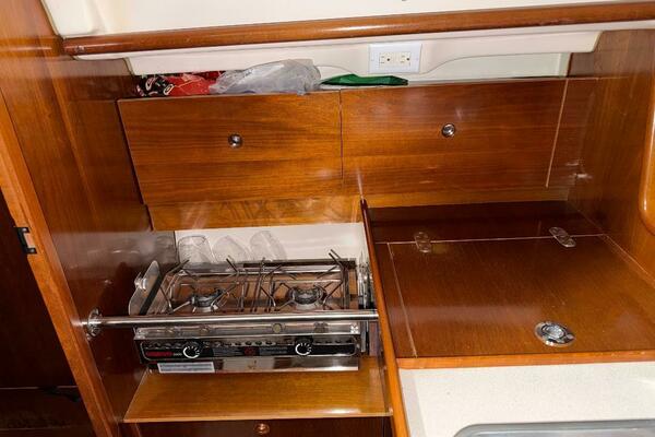 Theresa 28ft Beneteau Yacht For Sale