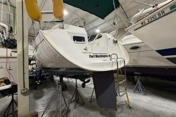 Theresa 28ft Beneteau Yacht For Sale