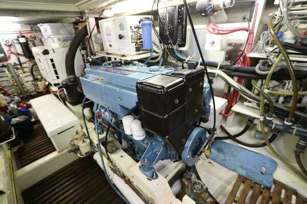 DeFever Cockpit Motor Yacht Yacht For Sale